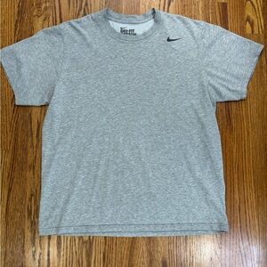 Nike Men's Heather Gray Short Sleeve Dri-FIT Tee